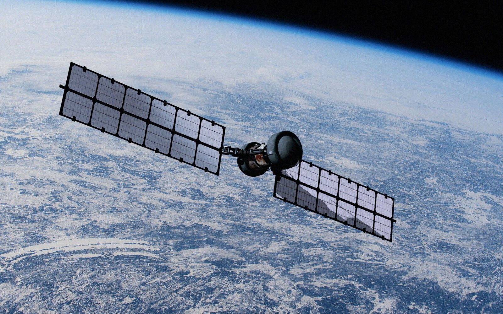 Индустрия особого значения: какие инструменты помогут вывести космическую связь на&nbsp;новый уровень